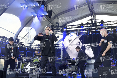 Abschlussveranstaltung beim Demokratiefest zu 75 Jahren Grundgesetz in Berlin