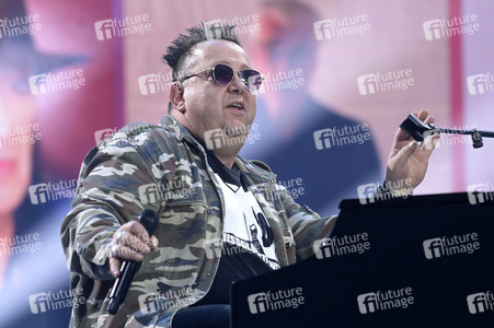 Abschlussveranstaltung beim Demokratiefest zu 75 Jahren Grundgesetz in Berlin