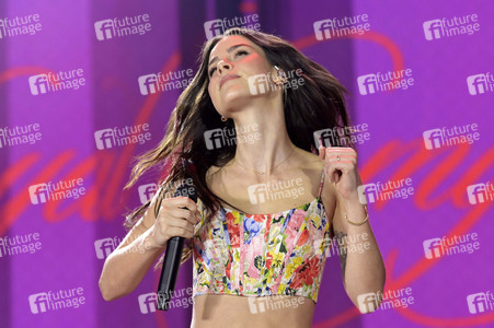 Abschlussveranstaltung beim Demokratiefest zu 75 Jahren Grundgesetz in Berlin