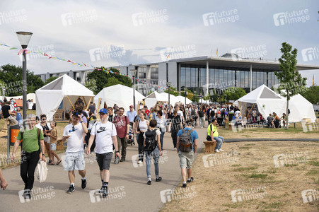 Impressionen vom Demokratiefest zu 75 Jahren Grundgesetz in Berlin