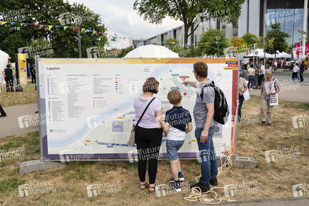Impressionen vom Demokratiefest zu 75 Jahren Grundgesetz in Berlin