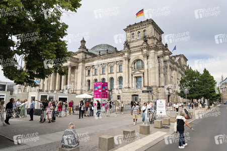 Impressionen vom Demokratiefest zu 75 Jahren Grundgesetz in Berlin