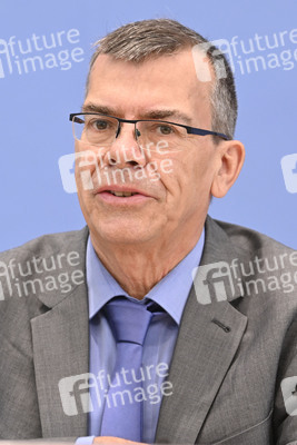 Bundespressekonferenz Report Globale Flucht 2024 in Berlin