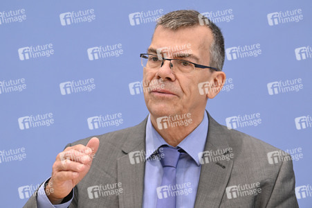 Bundespressekonferenz Report Globale Flucht 2024 in Berlin