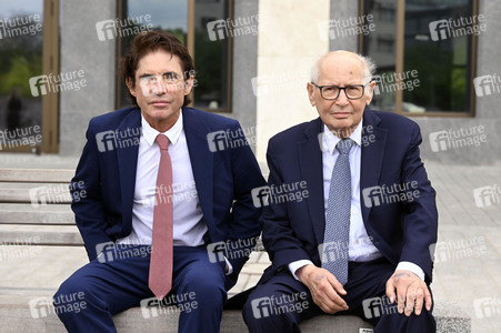 Kranzniederlegung am Denkmal für die ermordeten Juden Europas in Berlin