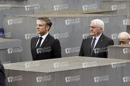 Kranzniederlegung am Denkmal für die ermordeten Juden Europas in Berlin