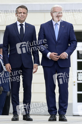 Begrüßung des Staatspräsidenten der Französischen Republik in Berlin