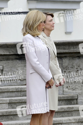 Begrüßung des Staatspräsidenten der Französischen Republik in Berlin