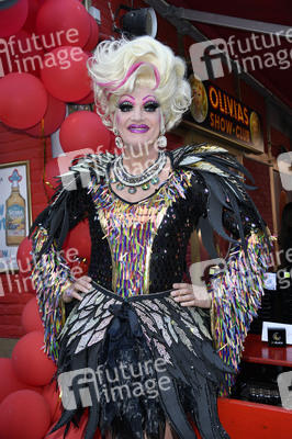 Kult Kieztouren & Olivia Jones Family Sommerparty in Hamburg