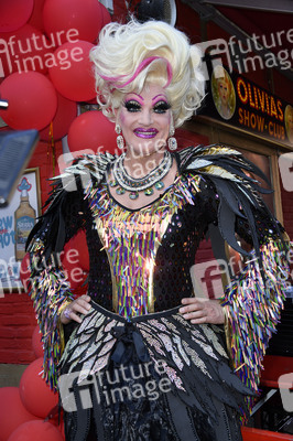 Kult Kieztouren & Olivia Jones Family Sommerparty in Hamburg