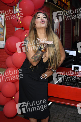 Kult Kieztouren & Olivia Jones Family Sommerparty in Hamburg