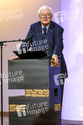 Präsentation der Wanderausstellung  'Woanders ist überall'  in Essen