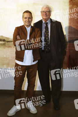 Präsentation der Wanderausstellung  'Woanders ist überall'  in Essen