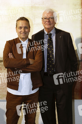 Präsentation der Wanderausstellung  'Woanders ist überall'  in Essen