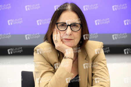 Pressekonferenz '(K)ein Friede! Warum wir für Demokratie kämpfen müssen' in Erfurt