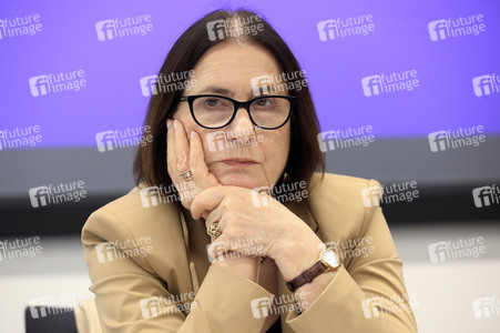 Pressekonferenz '(K)ein Friede! Warum wir für Demokratie kämpfen müssen' in Erfurt