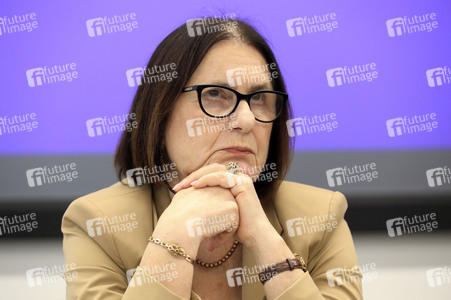 Pressekonferenz '(K)ein Friede! Warum wir für Demokratie kämpfen müssen' in Erfurt