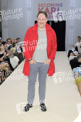 Serienpremiere 'Becoming Karl Lagerfeld' in Berlin