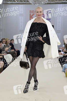 Serienpremiere 'Becoming Karl Lagerfeld' in Berlin