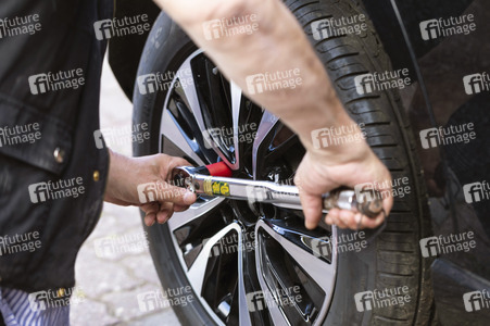 Symbolfoto Radwechsel