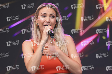 Konzert von Anna-Carina Woitschack in Bad Düben