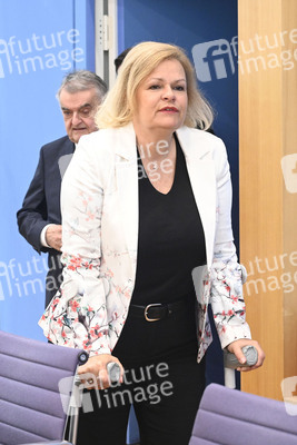 Bundespressekonferenz 10 Tage vor der EM in Berlin