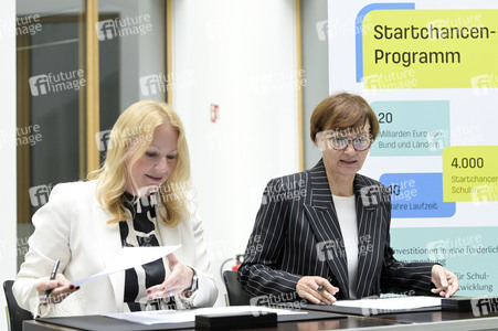 Bundespressekonferenz Unterzeichnung des Startchancen-Programms in Berlin