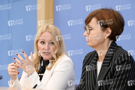 Bundespressekonferenz Unterzeichnung des Startchancen-Programms in Berlin