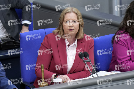 172. Sitzung des Deutschen Bundestages in Berlin