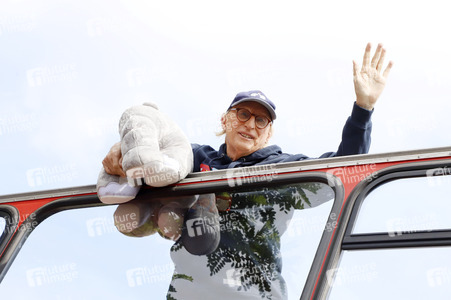 Einweihung des Ottifanten-Busses in Hamburg