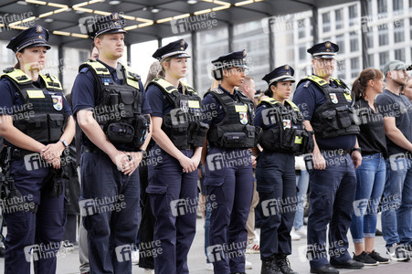 Schweigemarsch für den ermordeten Mannheimer Polizisten Rouven L. in Berlin