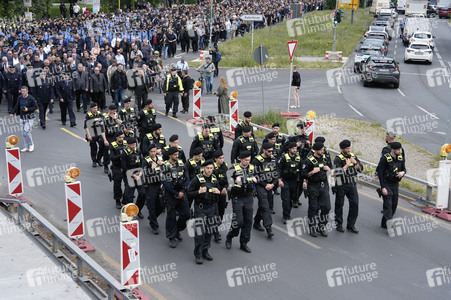 Schweigemarsch für den ermordeten Mannheimer Polizisten Rouven L. in Berlin