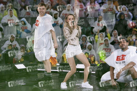 TV-Show 'Schlagerbooom Open Air - Die Stadionshow in Österreich' in Kitzbühel