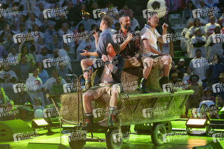 TV-Show 'Schlagerbooom Open Air - Die Stadionshow in Österreich' in Kitzbühel