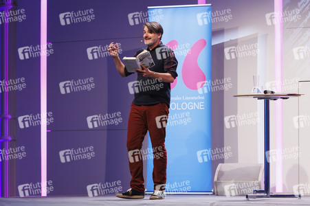 Saša Stanišić bei der lit.Cologne 2024 in Köln