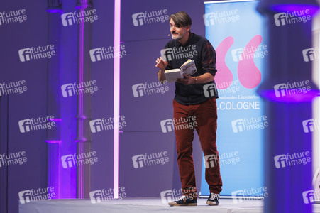Saša Stanišić bei der lit.Cologne 2024 in Köln