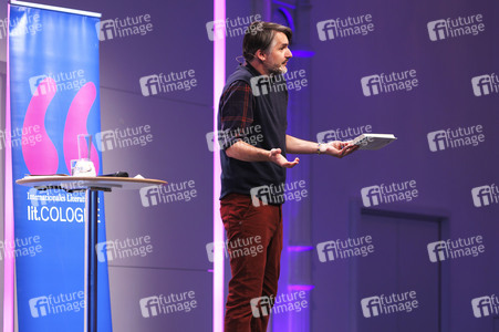 Saša Stanišić bei der lit.Cologne 2024 in Köln