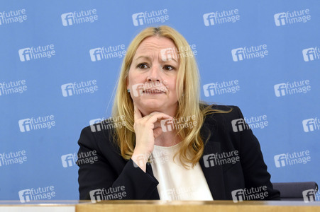 Bundespressekonferenz Veröffentlichung des Berichts 'Bildung in Deutschland 2024' in Berlin