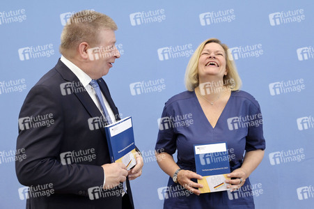Bundespressekonferenz Vorstellung des Verfassungsschutzberichts 2023 in Berlin
