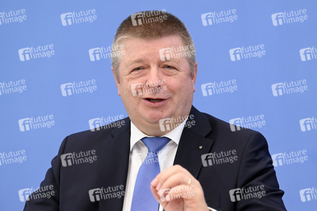 Bundespressekonferenz Vorstellung des Verfassungsschutzberichts 2023 in Berlin