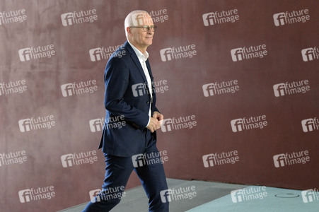Besprechung von Bundeskanzler Scholz mit den Regierungschefinnen und Regierungschefs der Länder in Berlin