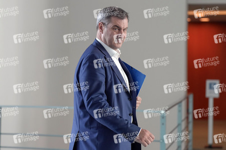 Besprechung von Bundeskanzler Scholz mit den Regierungschefinnen und Regierungschefs der Länder in Berlin