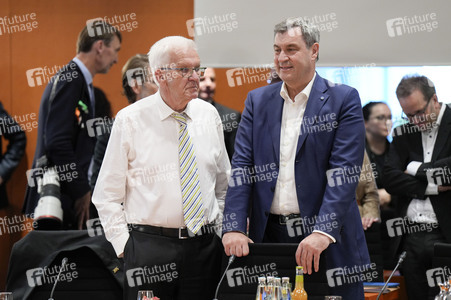 Besprechung von Bundeskanzler Scholz mit den Regierungschefinnen und Regierungschefs der Länder in Berlin