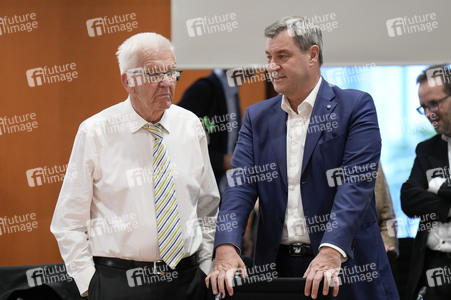 Besprechung von Bundeskanzler Scholz mit den Regierungschefinnen und Regierungschefs der Länder in Berlin