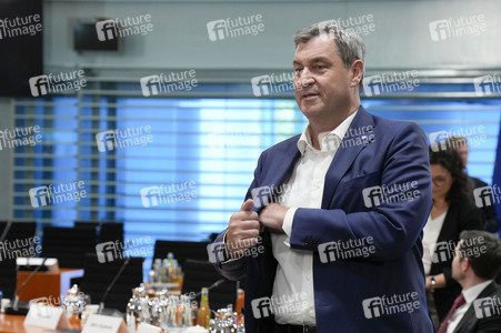 Besprechung von Bundeskanzler Scholz mit den Regierungschefinnen und Regierungschefs der Länder in Berlin