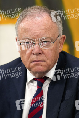 Pressekonferenz im Anschluss an die Beratungen mit den Regierungschefinnen und Regierungschefs der Länder in Berlin
