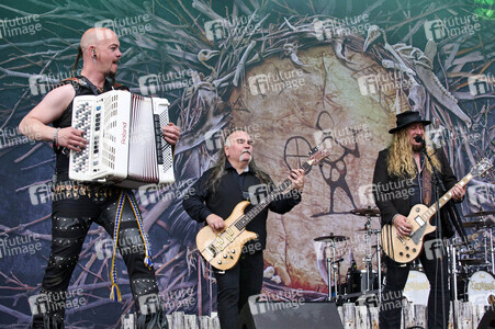 Konzert von Korpiklaani in Grenchen