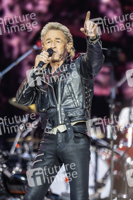 Konzert von Peter Maffay mit Band und Gästen in Hannover