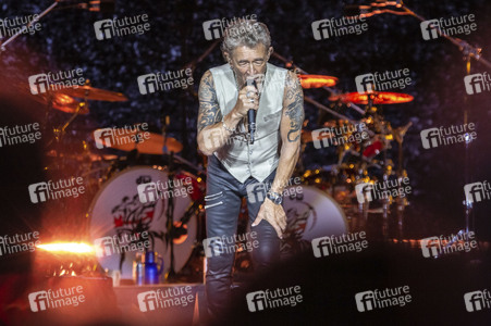 Konzert von Peter Maffay mit Band und Gästen in Hannover