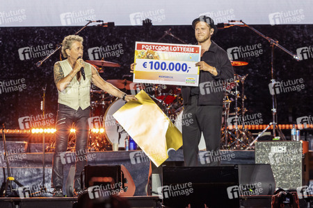 Konzert von Peter Maffay mit Band und Gästen in Hannover